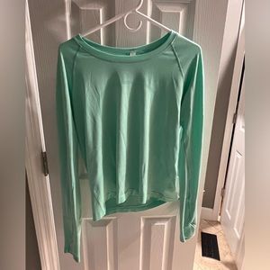 Swiftly tech long sleeve wild mint Size 12